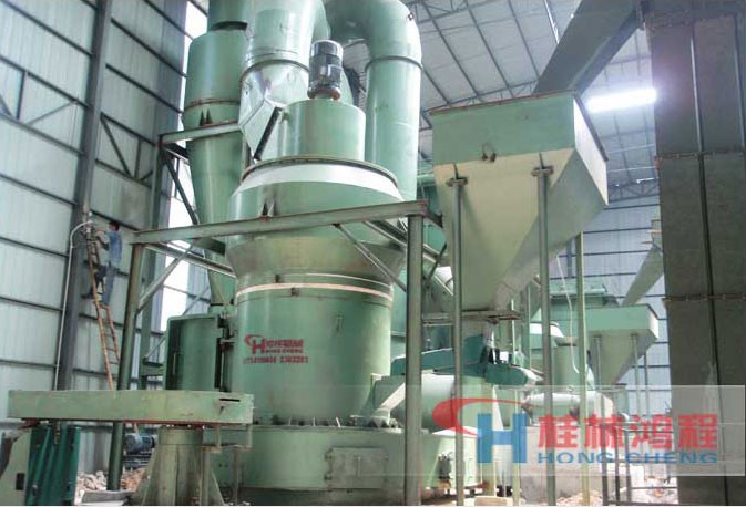 赤壁某電廠年產20萬噸電廠脫硫雷蒙磨粉機...