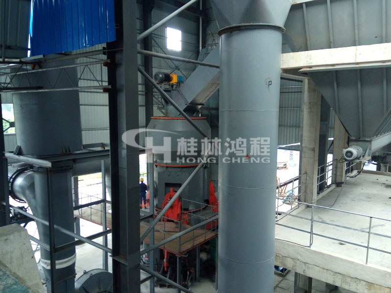 石墨設備，立式磨粉機，石墨磨粉機，立磨，磨粉機，磨粉機價格，磨粉機械，磨粉設備，桂林鴻程