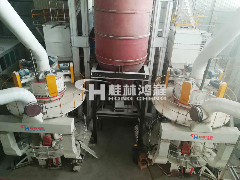 石墨塊，超細磨粉機，碳素磨粉機，立磨，磨粉機，磨粉機械，磨粉設備，桂林鴻程