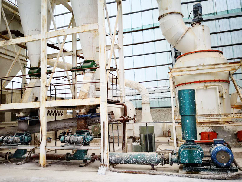 云南200目石灰石雷蒙磨粉機(jī)加工項(xiàng)目