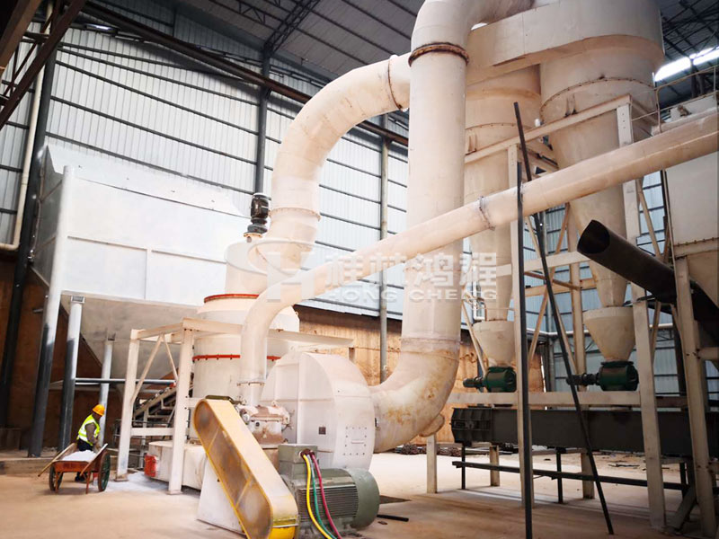 石灰石制粉工藝，石灰石雷蒙磨，HC1900客戶現(xiàn)場