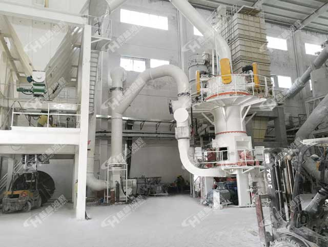 陶瓷土超細磨粉機，磨粉機價格，陶瓷土磨粉機，超細立磨，超細立式磨粉機，磨粉機廠家，磨粉機價格