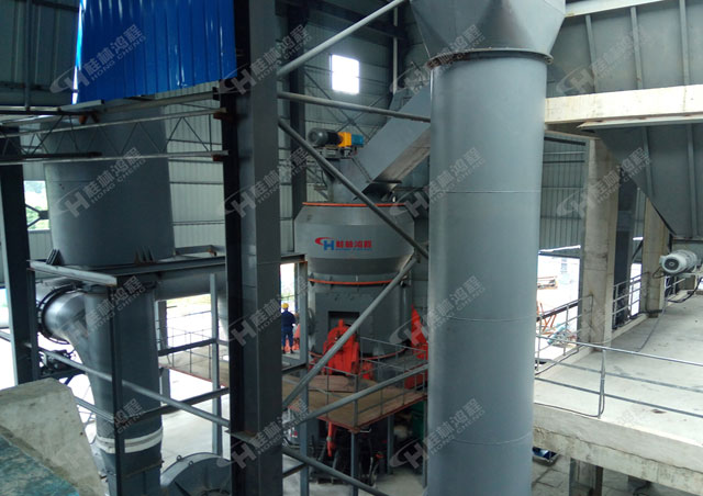 膨潤土粉磨設備，膨潤土磨粉機，立式磨粉機，立磨