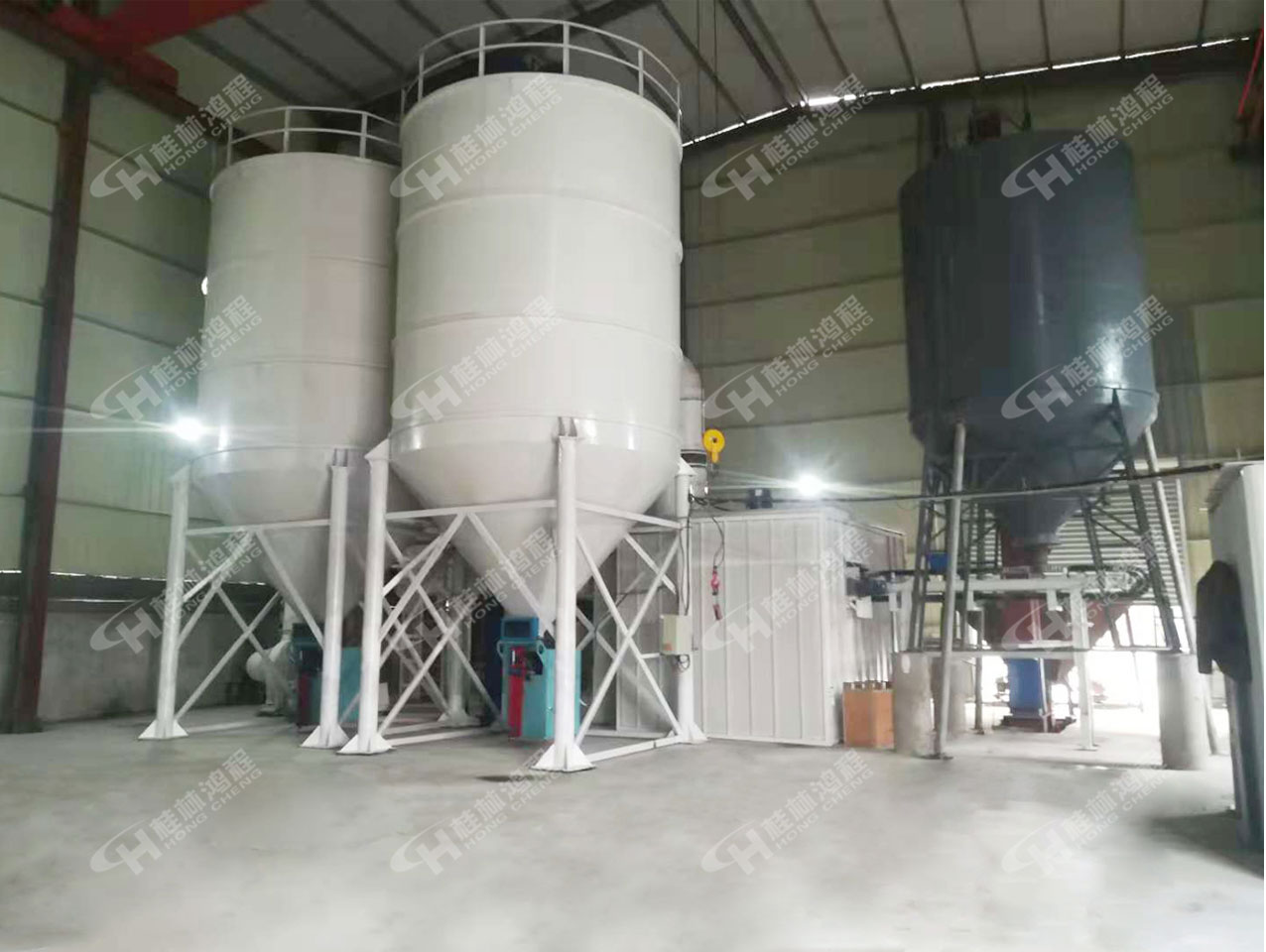 重鈣粉1500目超細磨粉機，重鈣粉1500目，重鈣磨粉機，超細磨粉機，超細環輥磨粉機，超細環輥磨，廠家，磨粉機價格