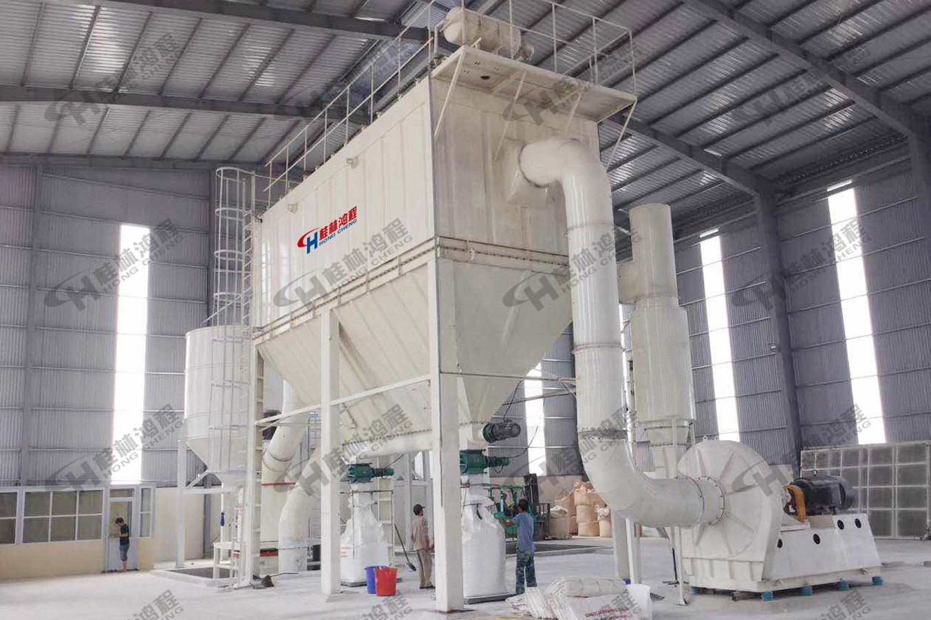 雙飛粉超細(xì)磨粉機(jī)500目，雙飛粉500目，超細(xì)磨粉機(jī)500目，超細(xì)環(huán)輥磨粉機(jī)，超細(xì)環(huán)輥磨，磨粉機(jī)廠家