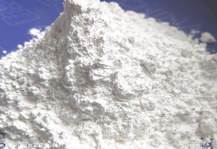 工業(yè)用滑石磨粉機(jī),800目滑石粉加工,超細(xì)微滑石粉,超細(xì)環(huán)輥磨