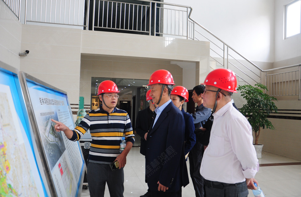 廣西塑料行業(yè)協(xié)會一行蒞臨桂林鴻程參觀指導！